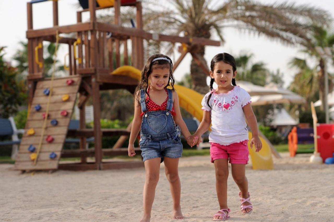 Giza Moevenpick Hotel Cairo - Media City מראה חיצוני תמונה Children at Jumeirah Beach Hotel