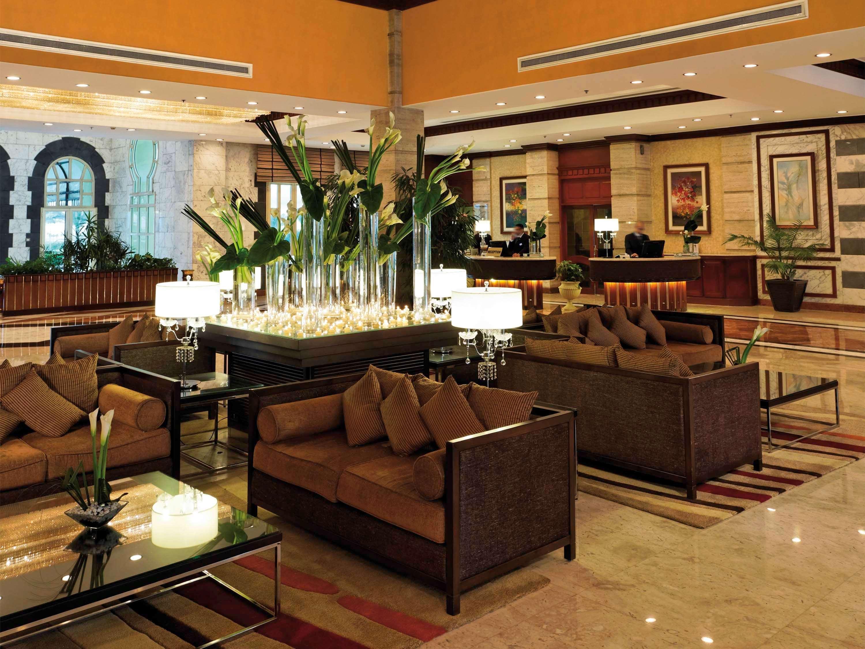 Giza Moevenpick Hotel Cairo - Media City מראה חיצוני תמונה Lobby