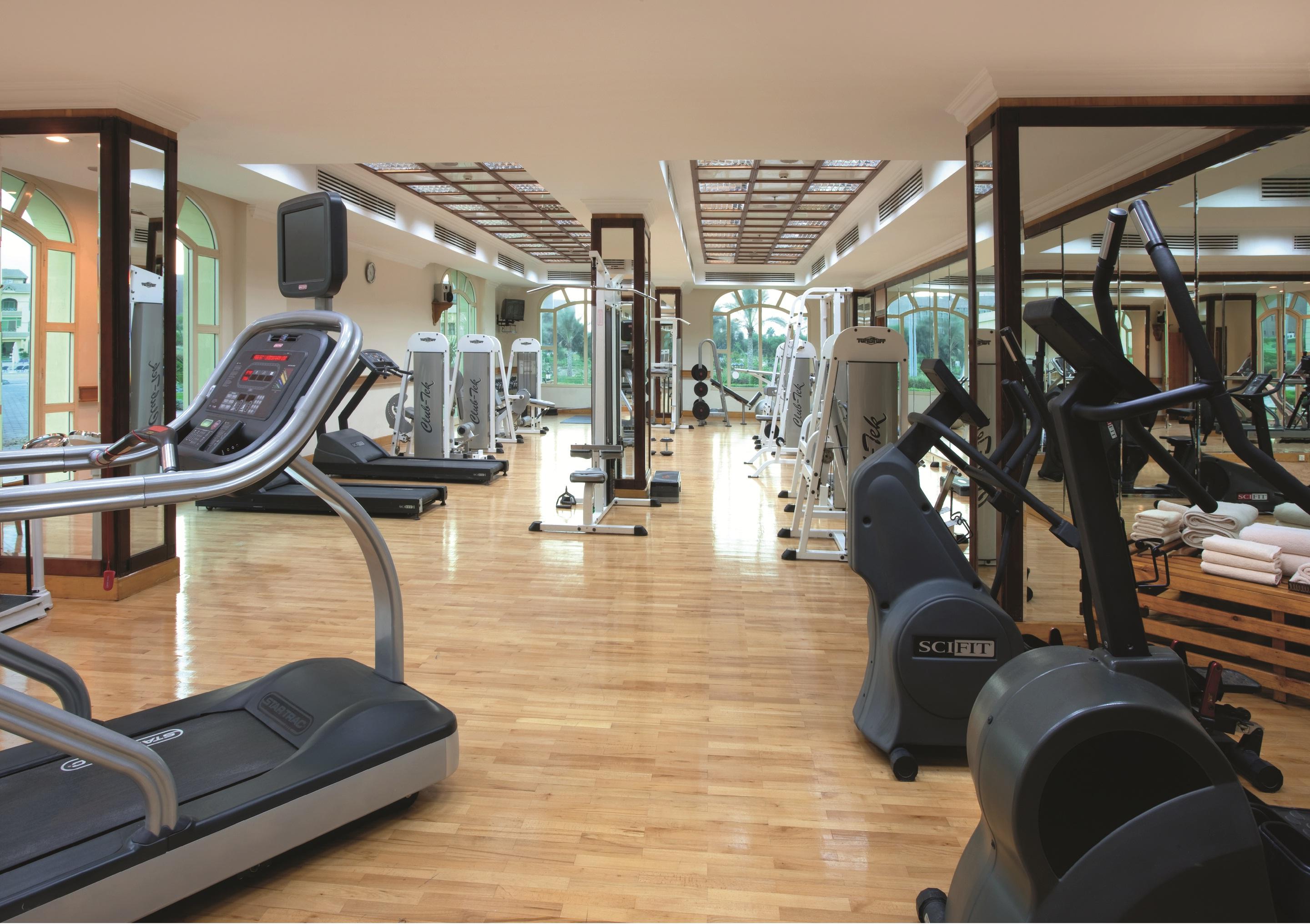 Giza Moevenpick Hotel Cairo - Media City מראה חיצוני תמונה The gym at the Taj Bengal